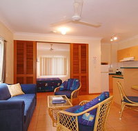 Royal Palm Villas - Tourism Caloundra