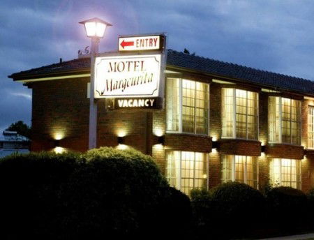 Margeurita Motel - Tourism Caloundra 0
