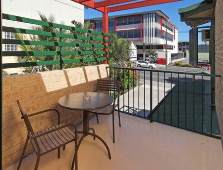 Edmondstone Motel - Tourism Caloundra 2