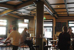 Coopers Arms Hotel - Tourism Caloundra 2