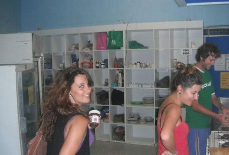 The Globe Backpackers - Tourism Caloundra 3