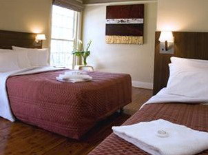 Springfield Lodge - Tourism Caloundra 1