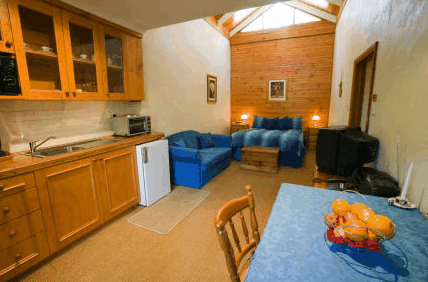 Clarendon Chalets - Tourism Caloundra 3