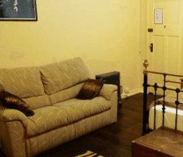 Edinburgh Gallery Bed and Breakfast - Tourism Caloundra