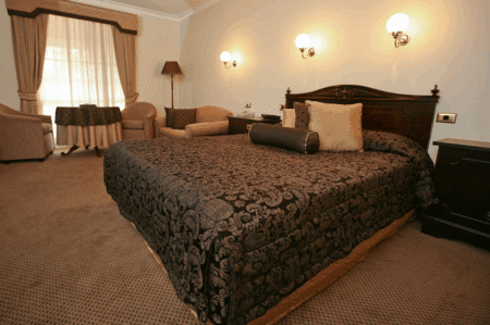 Australian Heritage Motor Inn - Tourism Caloundra 0