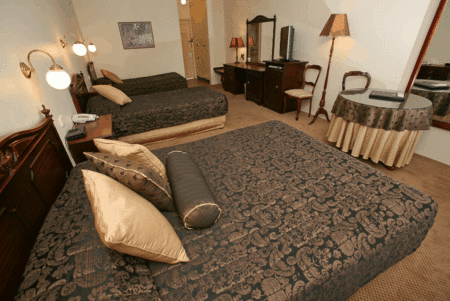 Australian Heritage Motor Inn - Tourism Caloundra 1