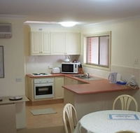 Charlotte Apartments - Tourism Caloundra