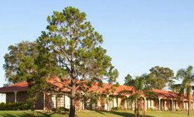 Best Western Lakeside Lodge Motel - Tourism Caloundra 0