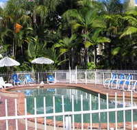 Surfers Tropique - Tourism Caloundra