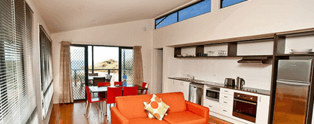 Australis Diamond Beach Resort & Spa - Tourism Caloundra 2