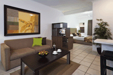 The Reef Retreat - Tourism Caloundra 1