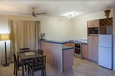 Central Plaza Apartments - Tourism Caloundra 1