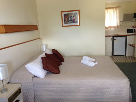 Country Rose Motel - Tourism Caloundra 7