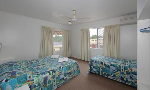 Pacific Sun Motor Inn - Tourism Caloundra 2