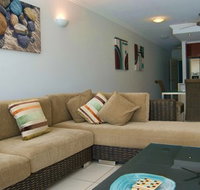 Waters Edge Apartments Cairns - Tourism Caloundra