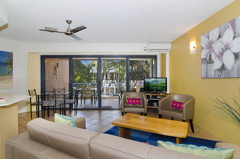 Byron Quarter - Tourism Caloundra 0