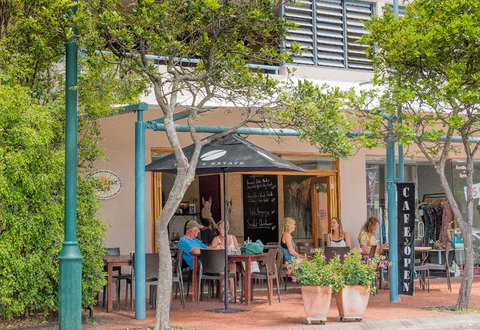 Byron Quarter - Tourism Caloundra 5