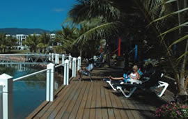 Ripples On The Marina Port Hinchinbrook - Tourism Caloundra 4