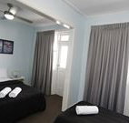 The Lakes Hotel - The Entrance - Tourism Caloundra