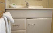 White Lanterns Motel - Armidale - Tourism Caloundra 1