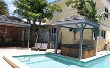 Aarons At Byron - - Tourism Caloundra 3