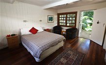 Beachcomber Lodge - Lord - Tourism Caloundra 2