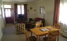 Couria Creek Cottages - Tourism Caloundra 0