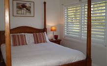 Yarralaw Springs Wines Vine Loft Bed And Breakfast - Tourism Caloundra 2
