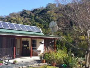 Copeland Cabins - Tourism Caloundra 2