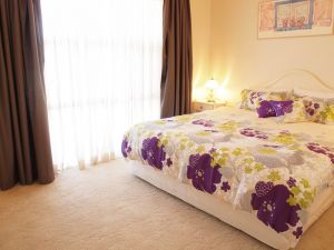 Cottonwood Cottage - Tourism Caloundra 3