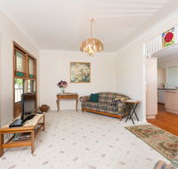 Cranford Waterfront Cottage - Tourism Caloundra