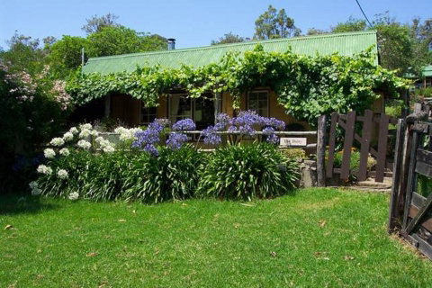 Fairview Farm Cottages - Tourism Caloundra 5