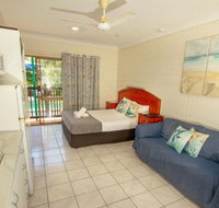 Tropical Palms Resort  4WD Hire - Tourism Caloundra