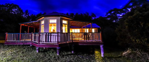 Noosa Avalon Farm Cottages - Tourism Caloundra 0