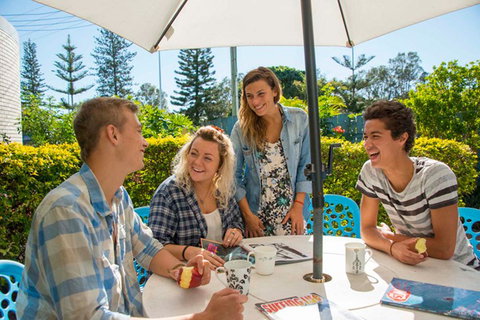 Coolangatta YHA - Kirra Beach, Gold Coast - Tourism Caloundra 5