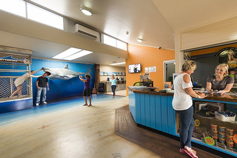 Port Lincoln YHA - Tourism Caloundra 0