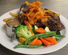 Kings Motor Inn And Steakhouse - Tourism Caloundra 1