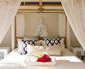 La Maison Pacifique - Tourism Caloundra 0
