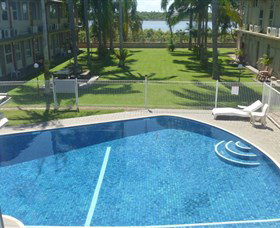 Mid City Motor Inn - Tourism Caloundra 0