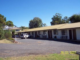 Killarney Sundown Motel And Tourist Park - Tourism Caloundra 0