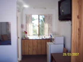 Killarney Sundown Motel And Tourist Park - Tourism Caloundra 3