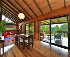 Tea Tree Daintree - Tourism Caloundra 1