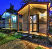 Wallace Motel and Caravan Park - Tourism Caloundra