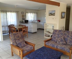 Fraser Island Holiday Lodges - Tourism Caloundra 3