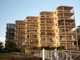 On The River Holiday Apartments - Tourism Caloundra 1