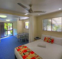 Alex Beach Cabins and Tourist Park - Tourism Caloundra