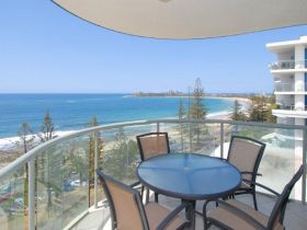 Malibu Resort - Tourism Caloundra 2