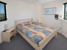 Malibu Resort - Tourism Caloundra 3
