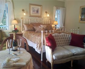 Amore Mt Tamborine - Tourism Caloundra 0