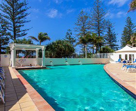 Mantra Coolangatta Beach - Tourism Caloundra 1
